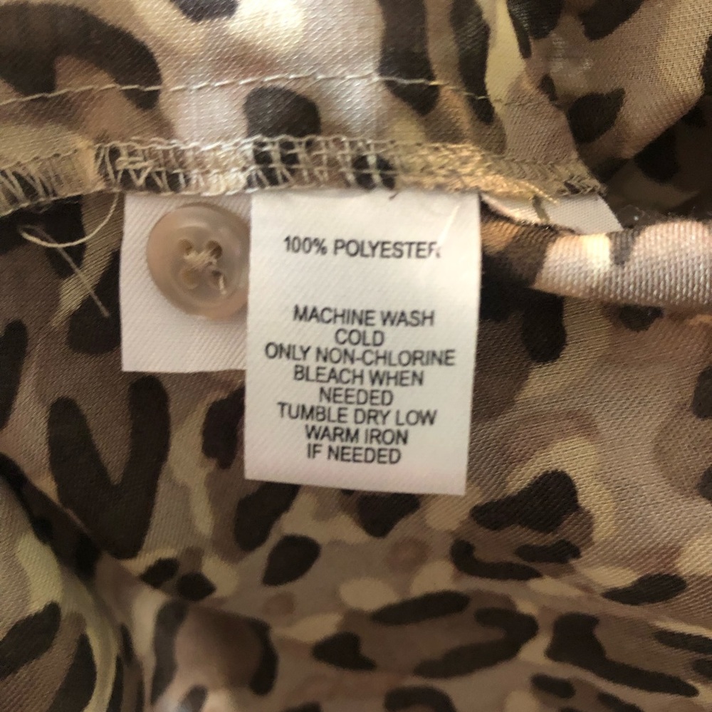 Ann Taylor LOFT Oversized Animal Print Top - Picture 5 of 5